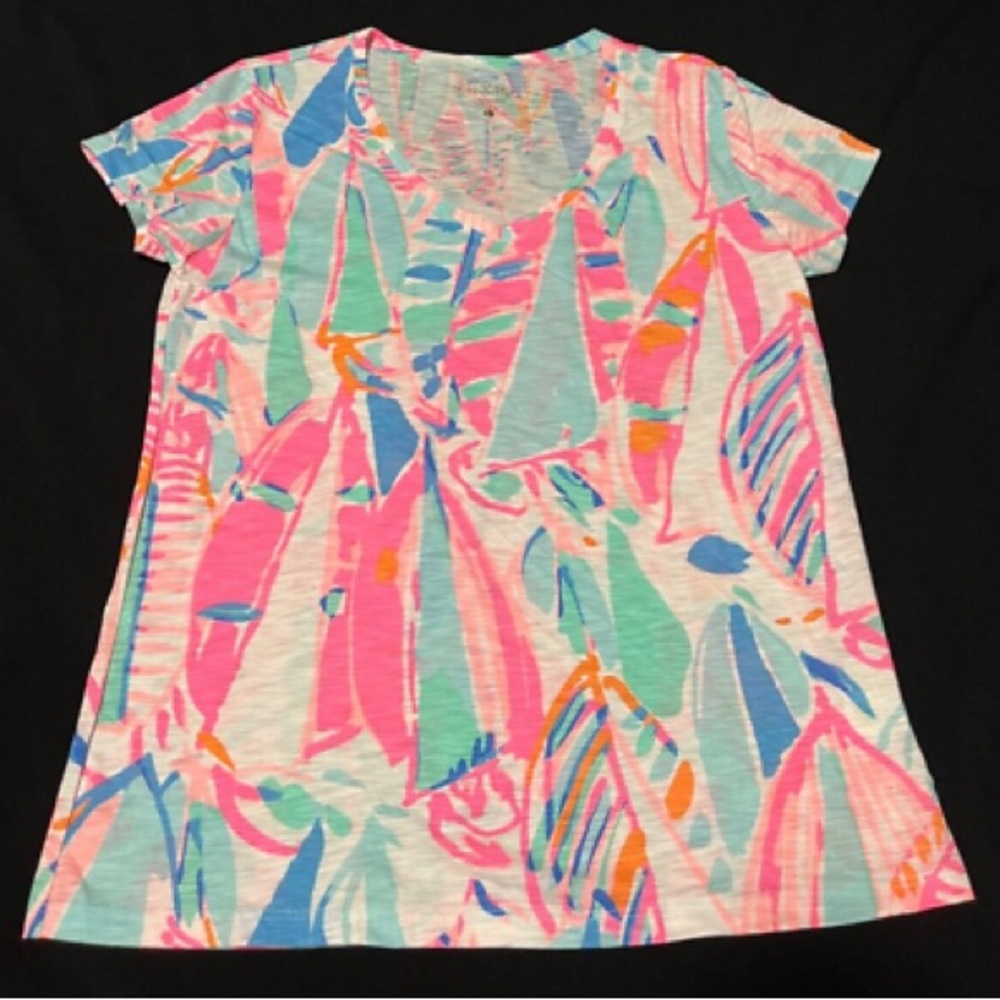 Lilly Pulitzer V-Neck Shirt Top Size M Spring Beach Stretchy Coast